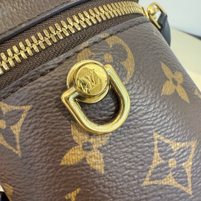 LV/路易威登 拼色老花化妝盒包 焦糖拼色軟盒子 斜背包肩背包 晶片款-13