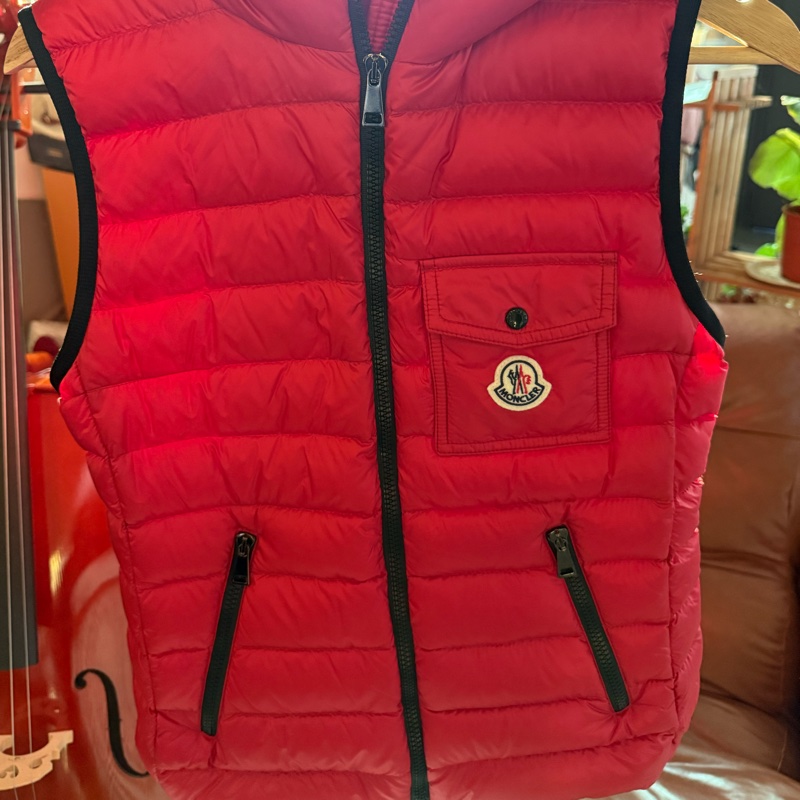 Moncler 經典羽絨背心(女) 偏桃紅色|秋冬時尚穿搭|限時特價🉐-2