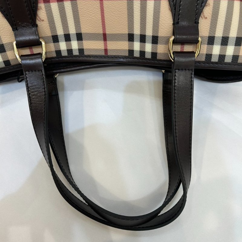 BURBERRY咖PVC格紋後背包-8