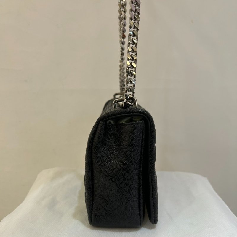 BURBERRY粒面牛皮銀釦Lola鍊包-1