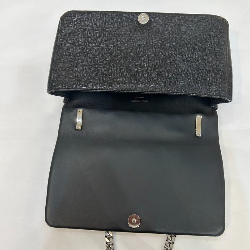 BURBERRY粒面牛皮銀釦Lola鍊包-7