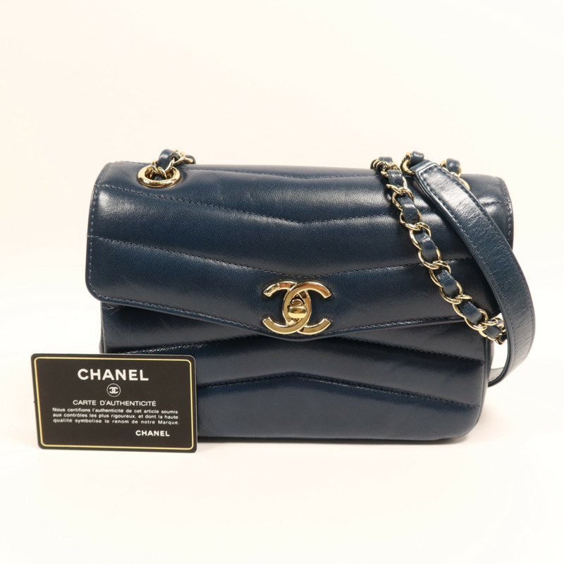 CHANEL 羊皮皮革Shoulder Bag金扣鏈帶肩背袋-15