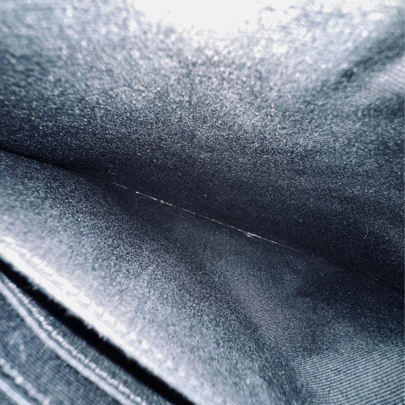 #全網最低 #全配 #98新閒置 Ysl黑金山形文牛皮收納包-9