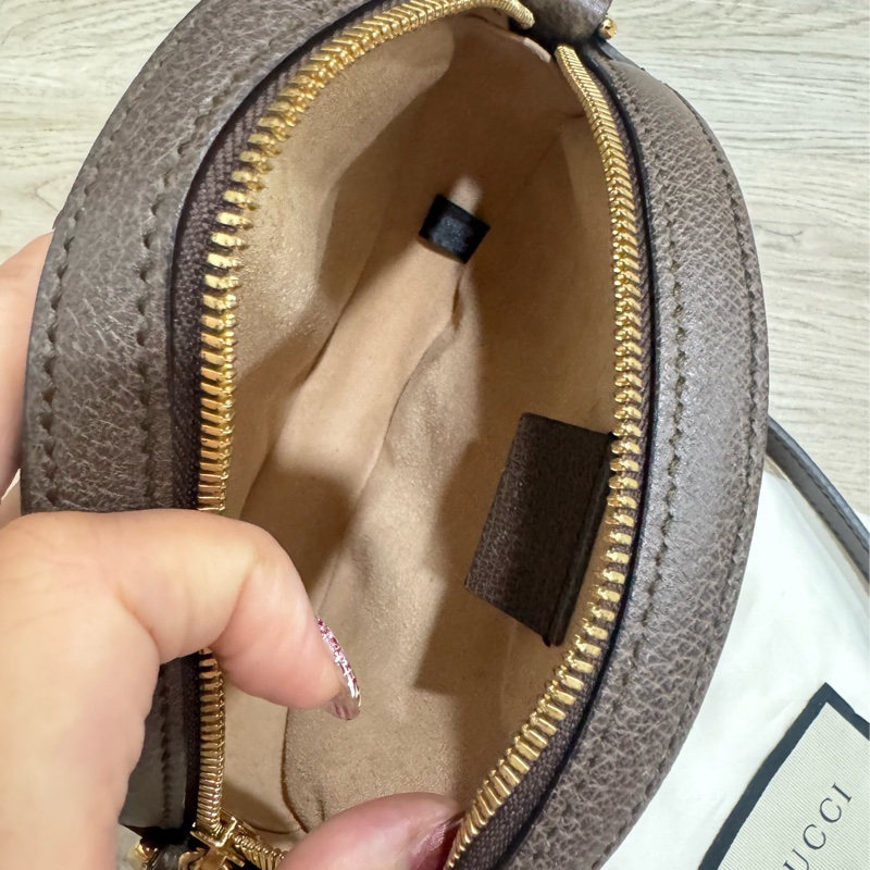 Gucci 圓餅包 大款 手機可以放-18