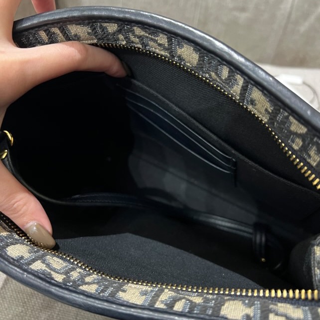 Dior 26寸手拿包-7