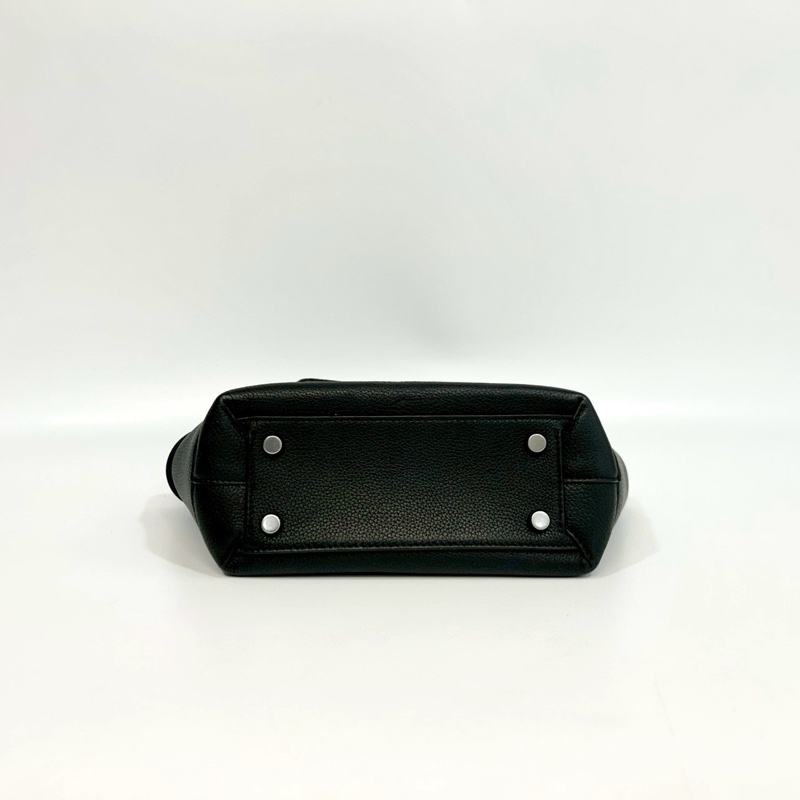 BV黑色大編織牛皮Arco29手提斜背包-4