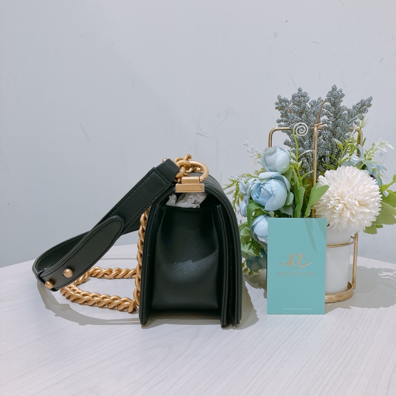 TK1841 Chanel 香奈兒經典小號小牛皮黑色金扣Boy 20 CM Calfskin Black X GHW-12