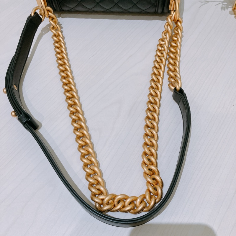 TK1841 Chanel 香奈兒經典小號小牛皮黑色金扣Boy 20 CM Calfskin Black X GHW-15