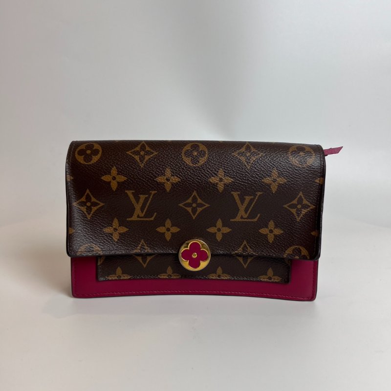 LV M69578 紅Flore金扣鍊帶斜背包WOC-0