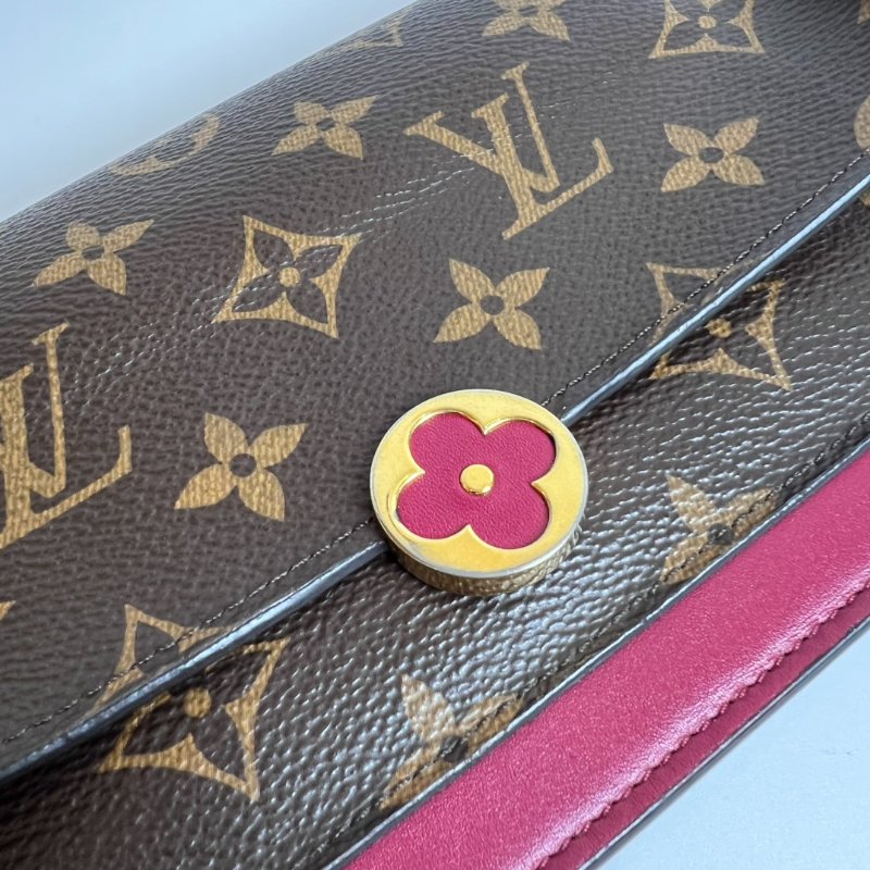 LV M69578 紅Flore金扣鍊帶斜背包WOC-9