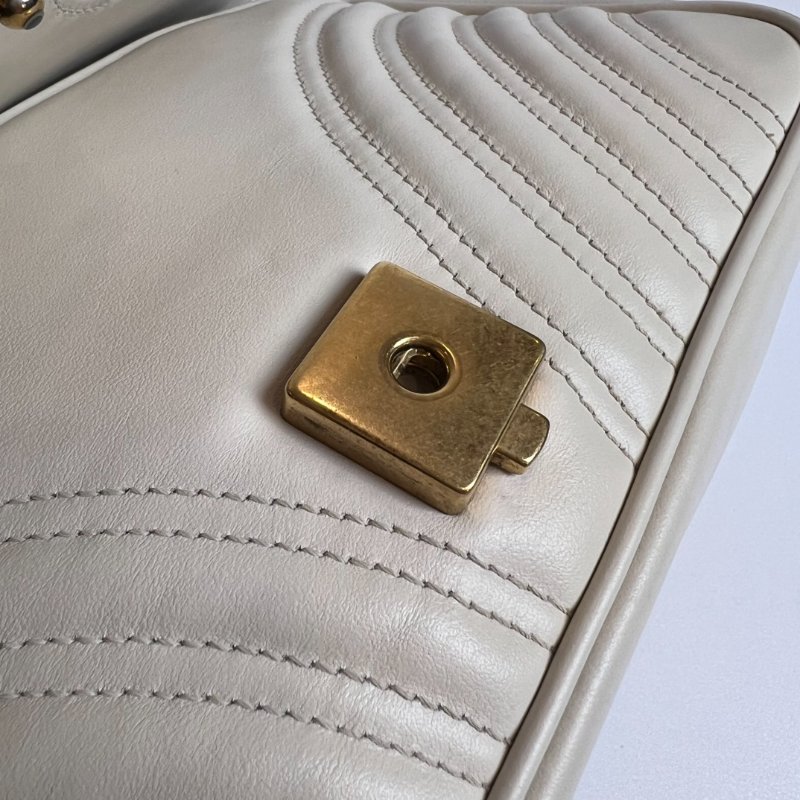 GUCCI 443497 白Marmont掀蓋包 26CM-6