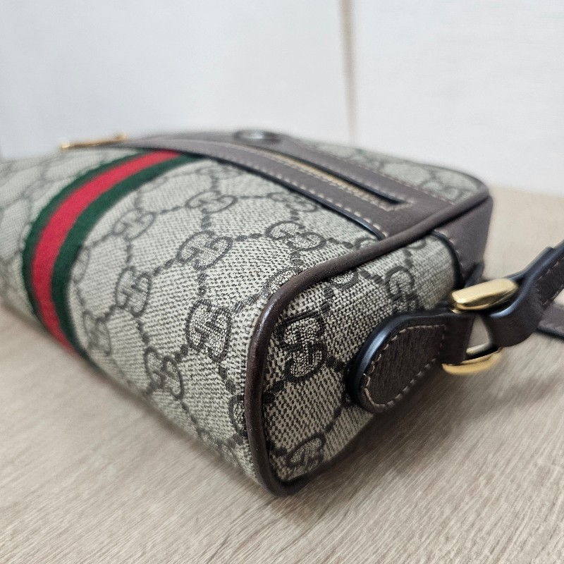 [ 經典小包出清❣️] Gucci 老花Ophidia綠紅綠拉鏈斜背相機包-24