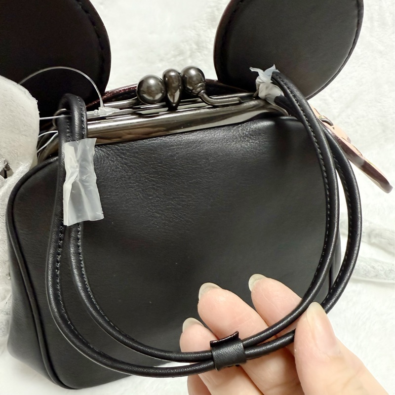 全網最低限量款帶回家❤️全新Coach X Disney聯名限量包 迪士尼米妮斜背手提兩用包-11
