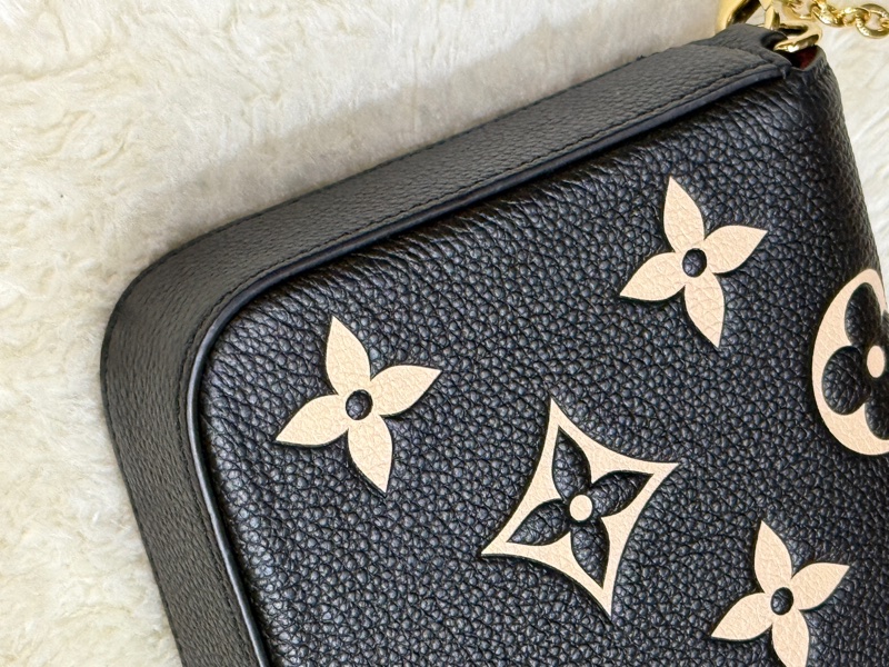 9新✨晶片款🎖️LV 黑色牛皮 斜背包 櫃上更貴的雙色牛皮款-5