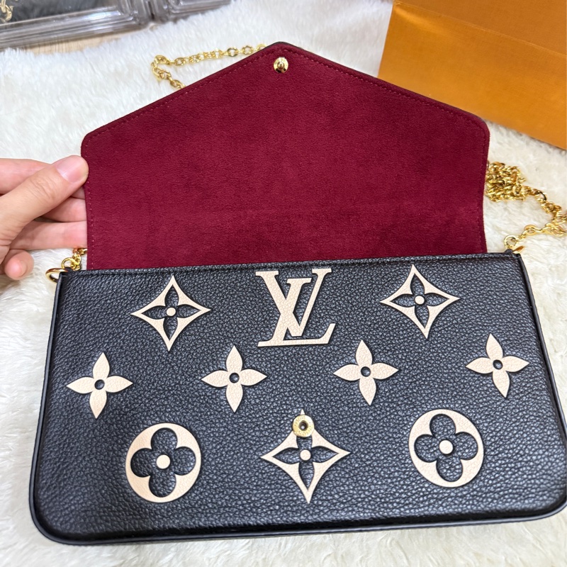 9新✨晶片款🎖️LV 黑色牛皮 斜背包 櫃上更貴的雙色牛皮款-12