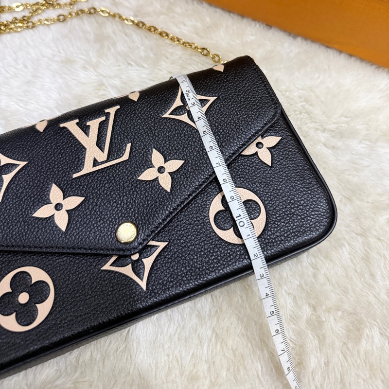 9新✨晶片款🎖️LV 黑色牛皮 斜背包 櫃上更貴的雙色牛皮款-37