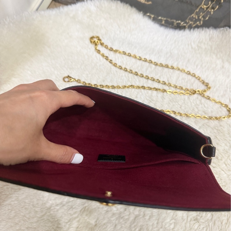 Louis vuitton 晶片款✨9新以上🎖️ LV 很好用的款 牛皮斜揹包 黑色牛皮 拼色 斜背包 櫃上更貴的拼色款-4