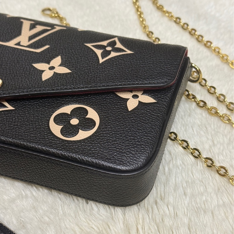 Louis vuitton 晶片款✨9新以上🎖️ LV 很好用的款 牛皮斜揹包 黑色牛皮 拼色 斜背包 櫃上更貴的拼色款-7