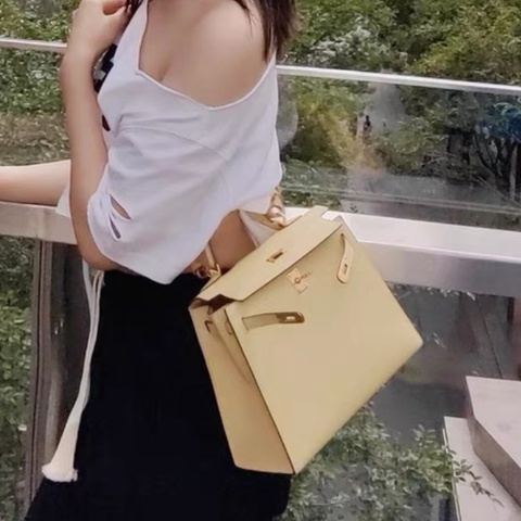 Hermès 99❤️全套 kelly28 小雞黃 金扣 epsom皮 Z刻 送匹配編織肩帶