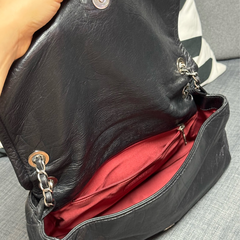 CHANEL 大縫線LOGO翻蓋包-12