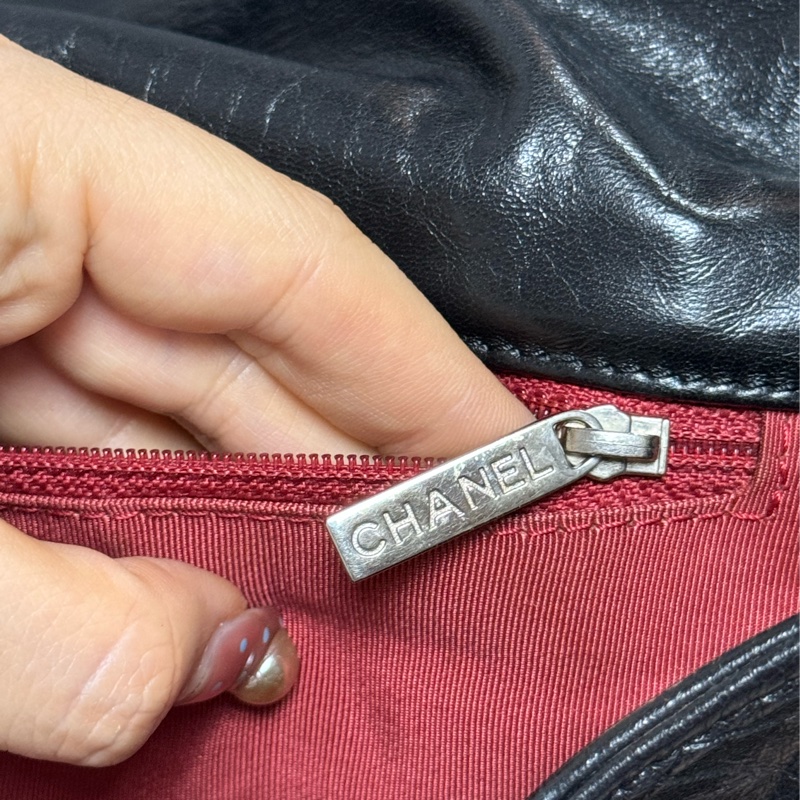 CHANEL 大縫線LOGO翻蓋包-16