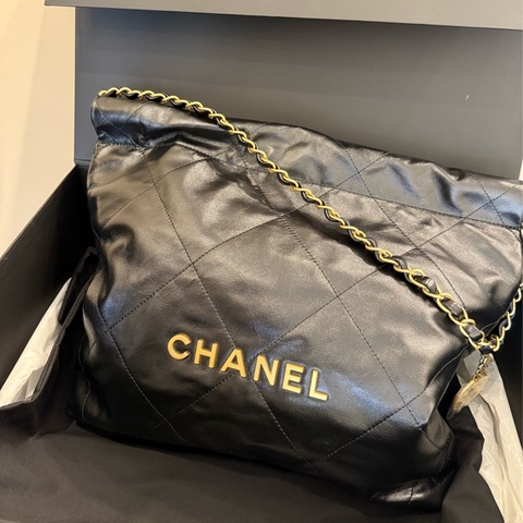 （全新甜價）chanel 22bag黑金小號晶片款