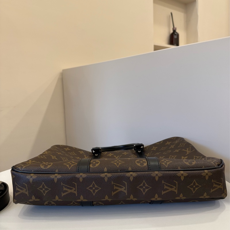 Louis vuitton老花拼接斜揹公事包💼-7