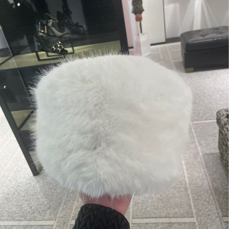 Chanel香奈兒25N滑雪系列毛毛帽子-3