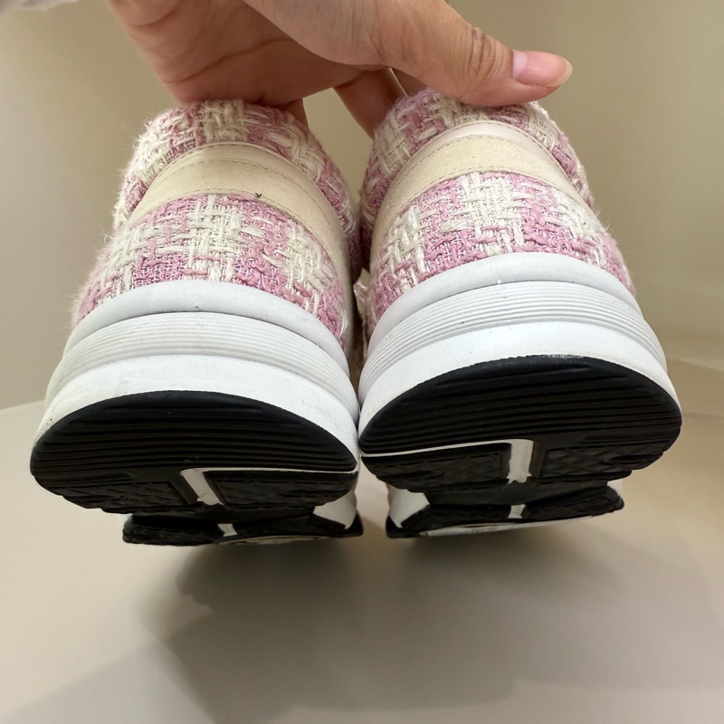 CHANEL 粉色格紋毛呢球鞋 40號-7