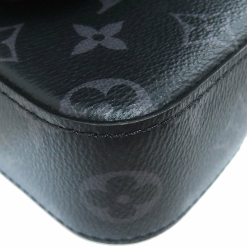 Louis Vuitton M69443 Trio 斜背包 Monogram Eclipse 男款 LOUIS VUITTON-14