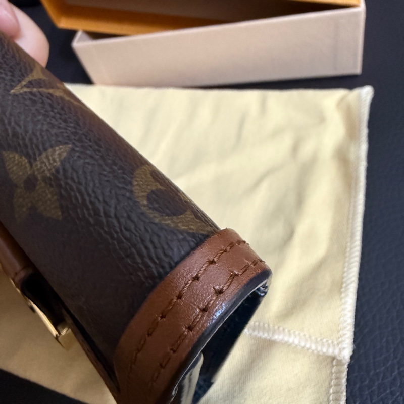 LV 達芙妮 短夾 專櫃36500 ⚠️現省2萬-12