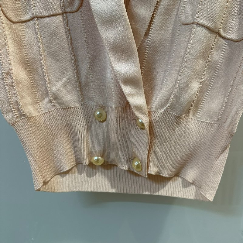 【美收精品】CHANEL 寶寶粉色珍珠短袖外套 4-144【隔月月中將轉賣至日本 上架期限30天】-4