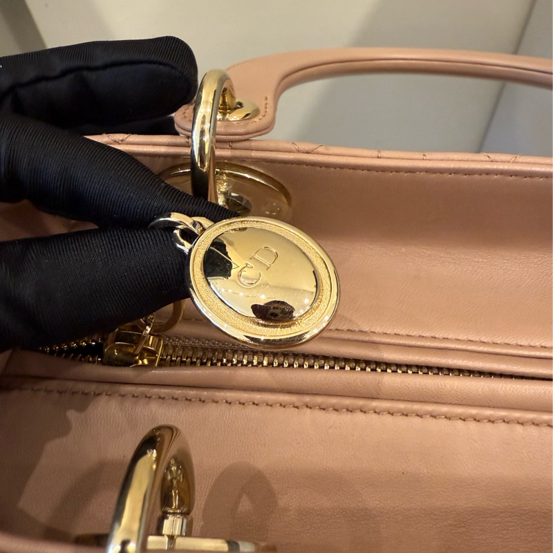 Dior 藤格紋黛妃包 ladydior 腮紅粉五格-5