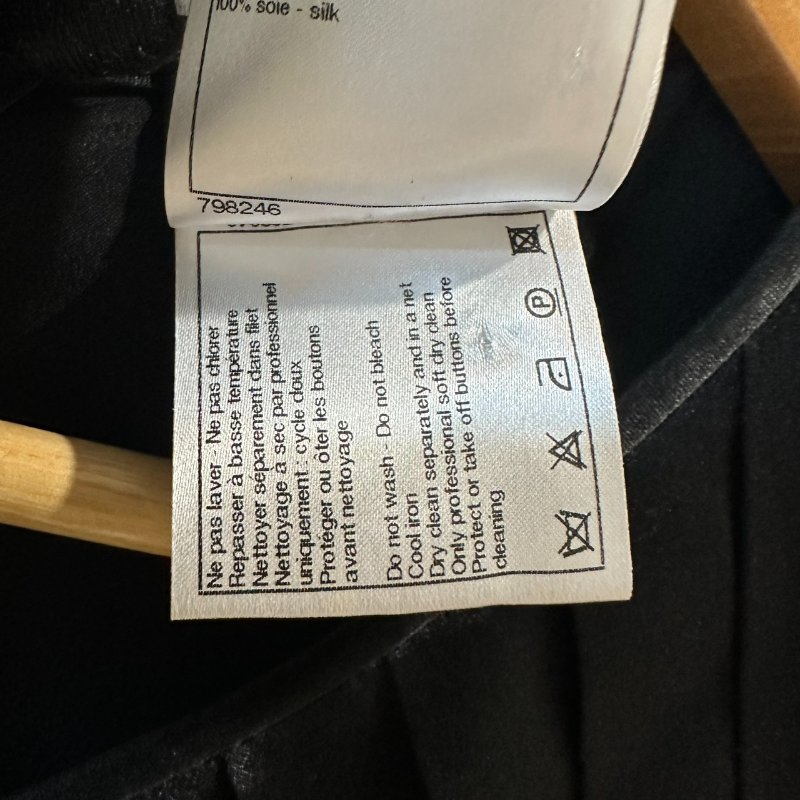 【美收精品】CHANEL 黑色刺繡短袖 4-146【隔月月中將轉賣至日本 上架期限30天】-6