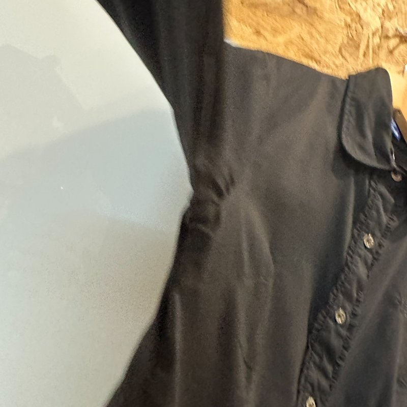 【美收精品】BURBERRY 黑色襯衫 4-178【隔月月中將轉賣至日本 上架期限30天】-3