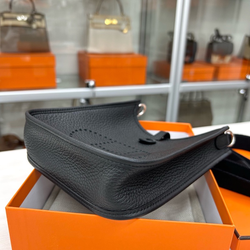 Hermes 黑銀mini Evelyne W刻 附件肩帶、塵袋、盒-6