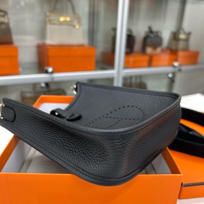 Hermes 黑銀mini Evelyne W刻 附件肩帶、塵袋、盒-7