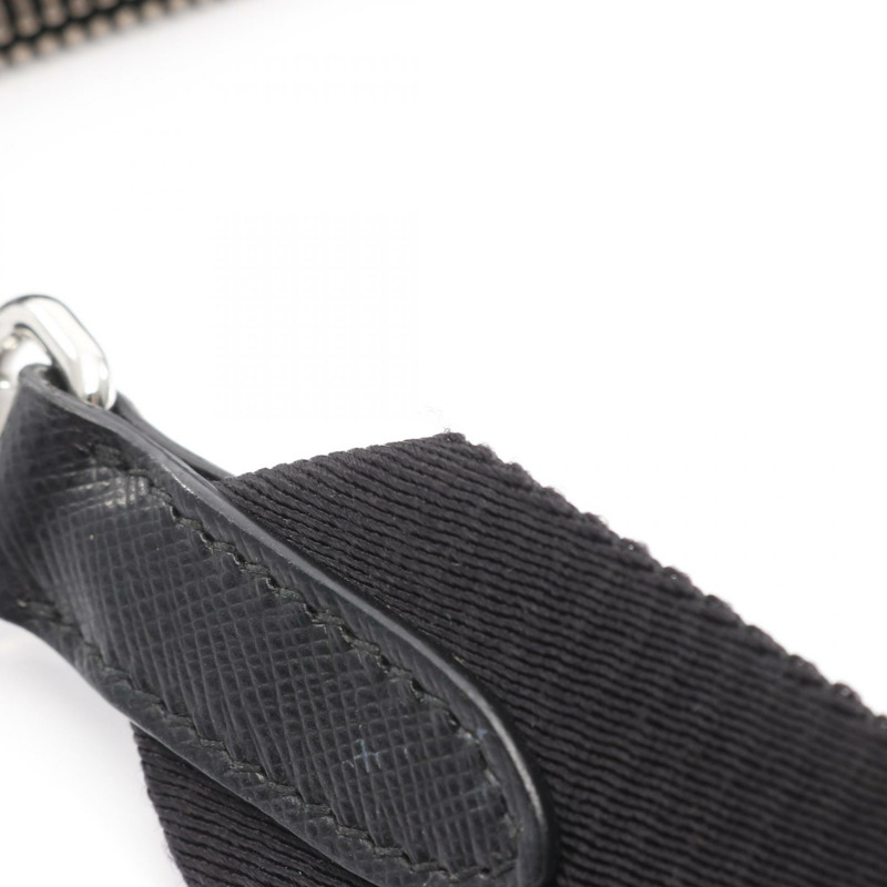 PRADA Re-Edition 2000 斜背包 尼龍 黑色 二手 女款 標誌-7