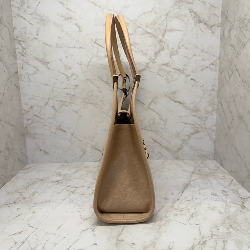 GUCCI 粉膚色賈姬包-2