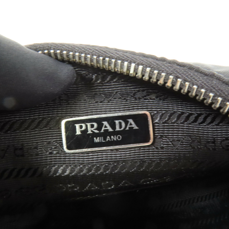 PRADA 尼龍Re-Edition 2005銀扣手挽肩背兩用袋-11