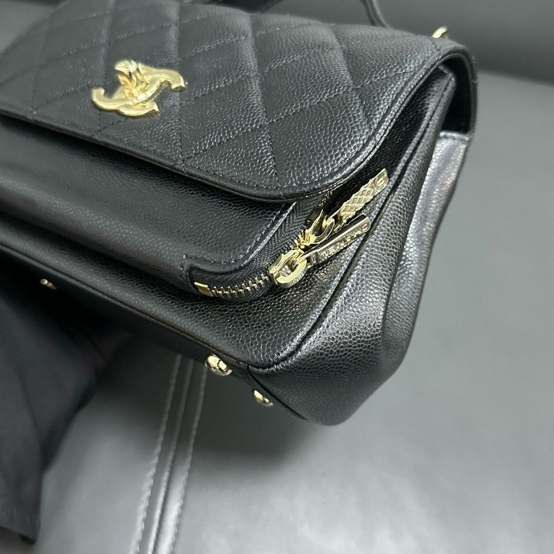 Chanel business affinity bag-9