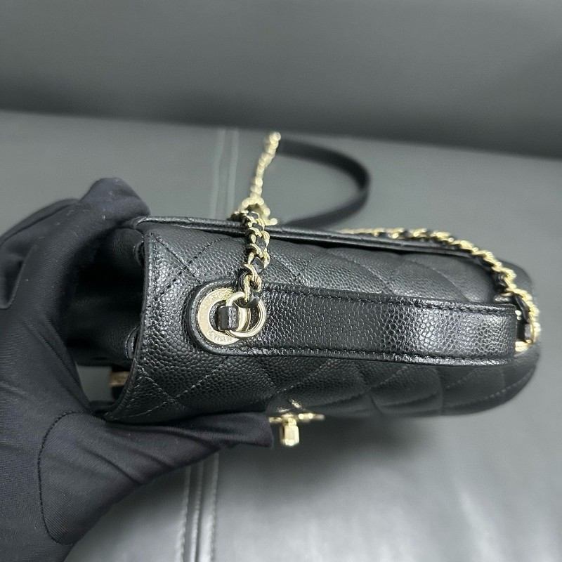 Chanel business affinity bag-16