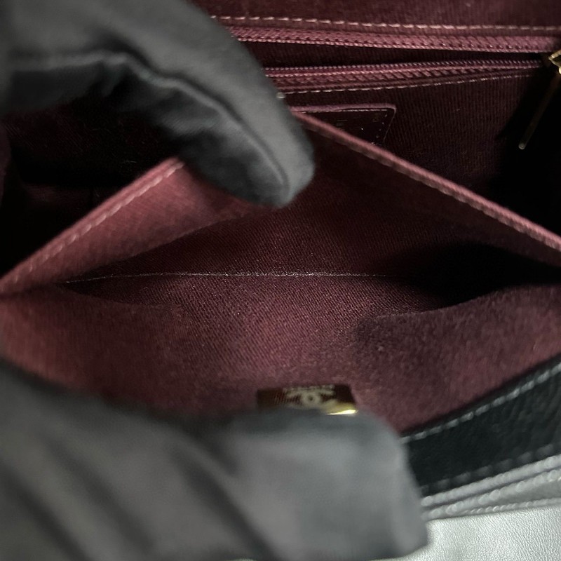 Chanel business affinity bag-17