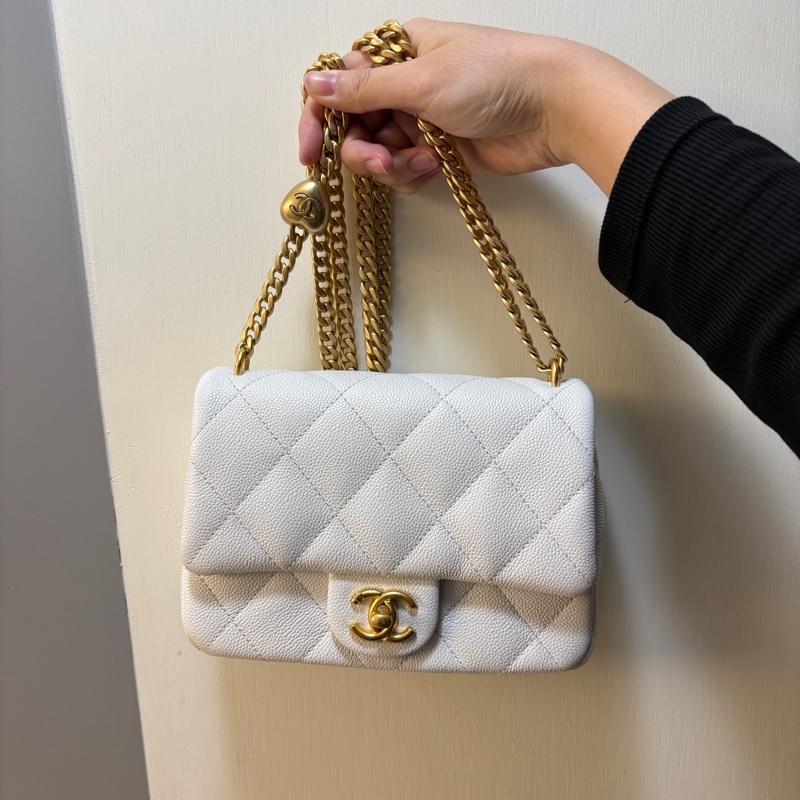 Chanel白荔枝皮愛心調節扣-0