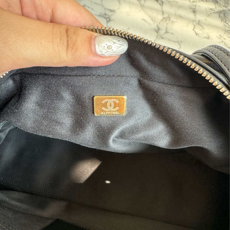 chanel黑色羊皮前雙口袋鏈肩背包-27