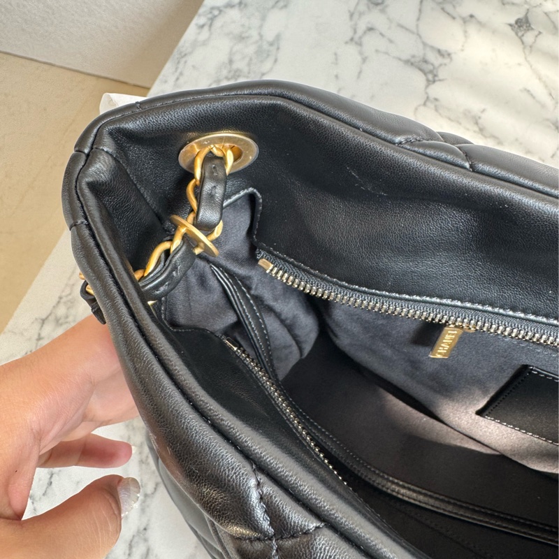 chanel黑色羊皮前雙口袋鏈肩背包-35