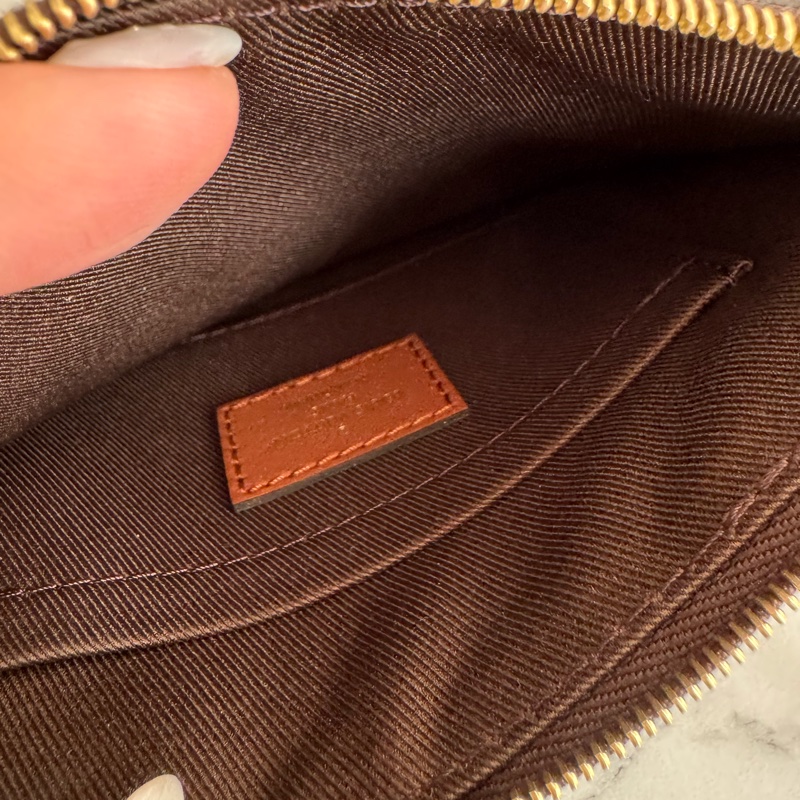 LV M46311花紋loop hobo-29