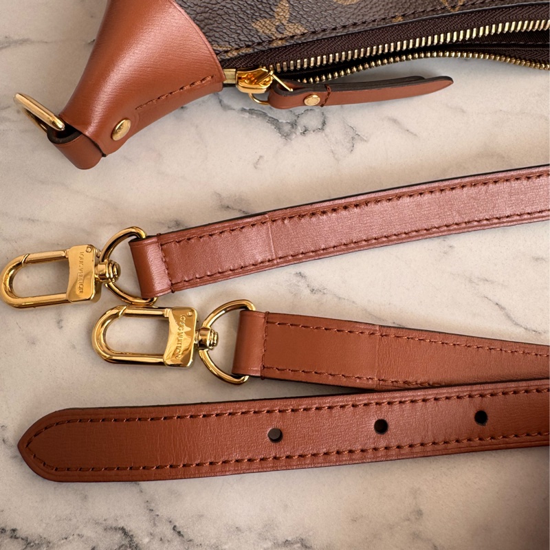 LV M46311花紋loop hobo-34