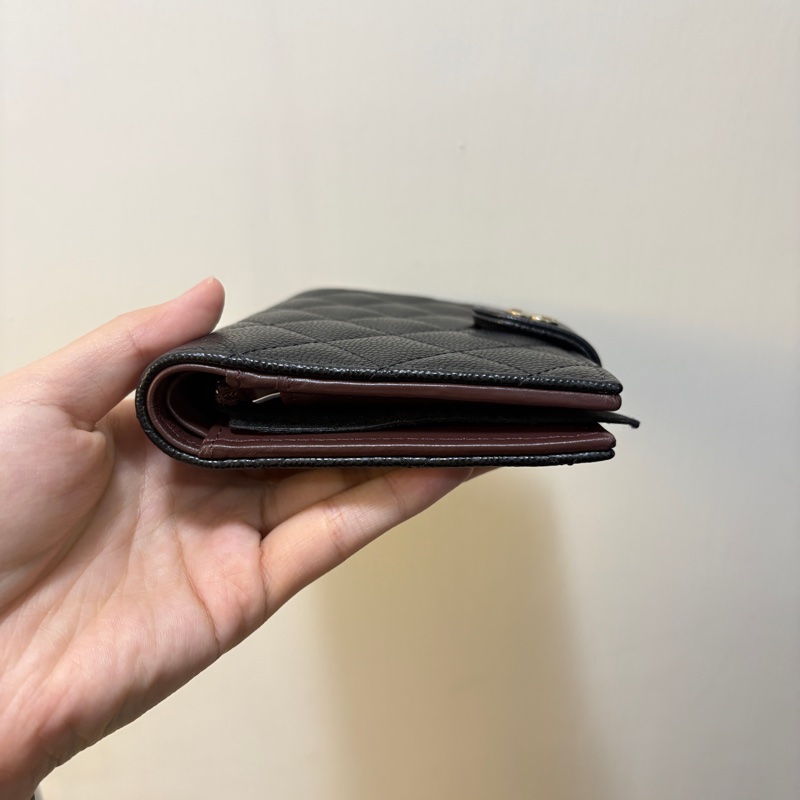 Chanel 黑金荔枝護照中夾-3