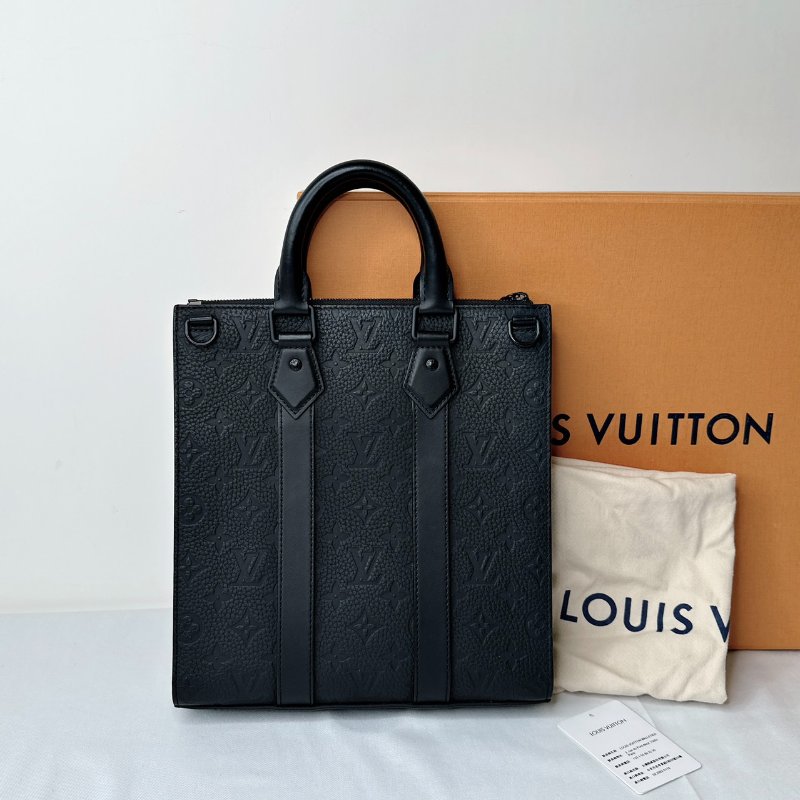 LV Sac Plat皮革壓紋手提包-1